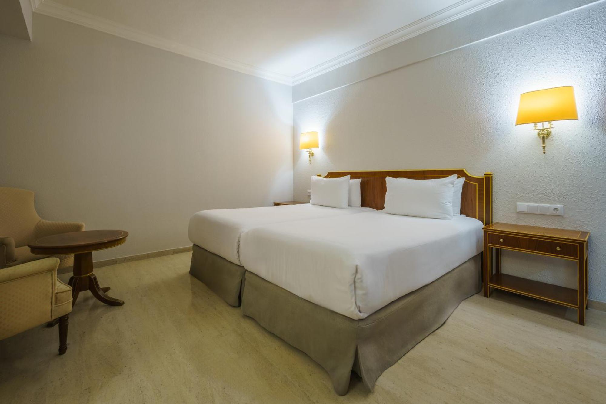 Crisol Jardines De Cordoba Hotel Bagian luar foto